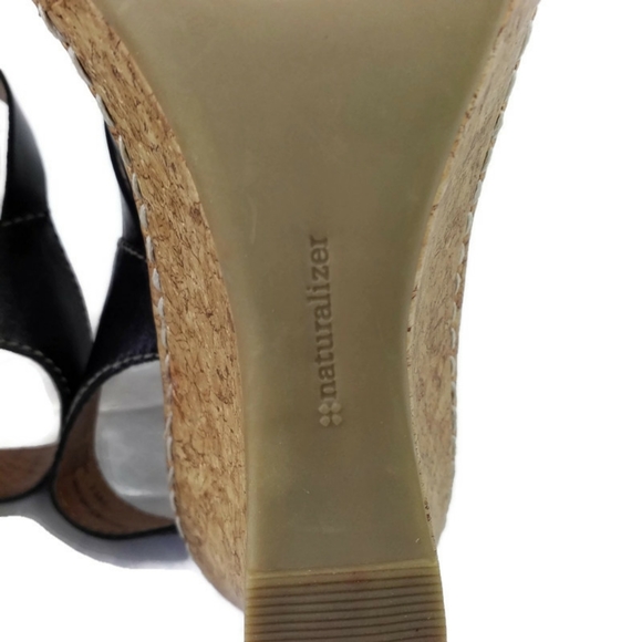 Naturalizer Thanya Black Leather Criss Cross Cork Platform Sandals Womens 11 - Picture 10 of 11